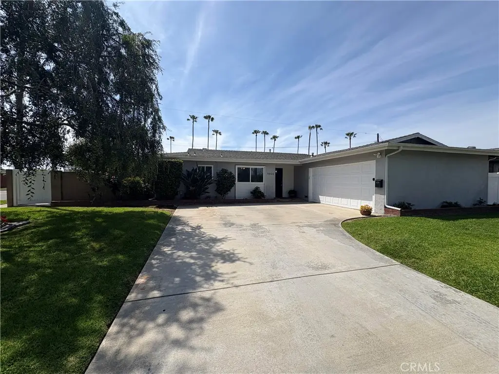 7602 Taylor, Huntington Beach, CA 92648 - #1