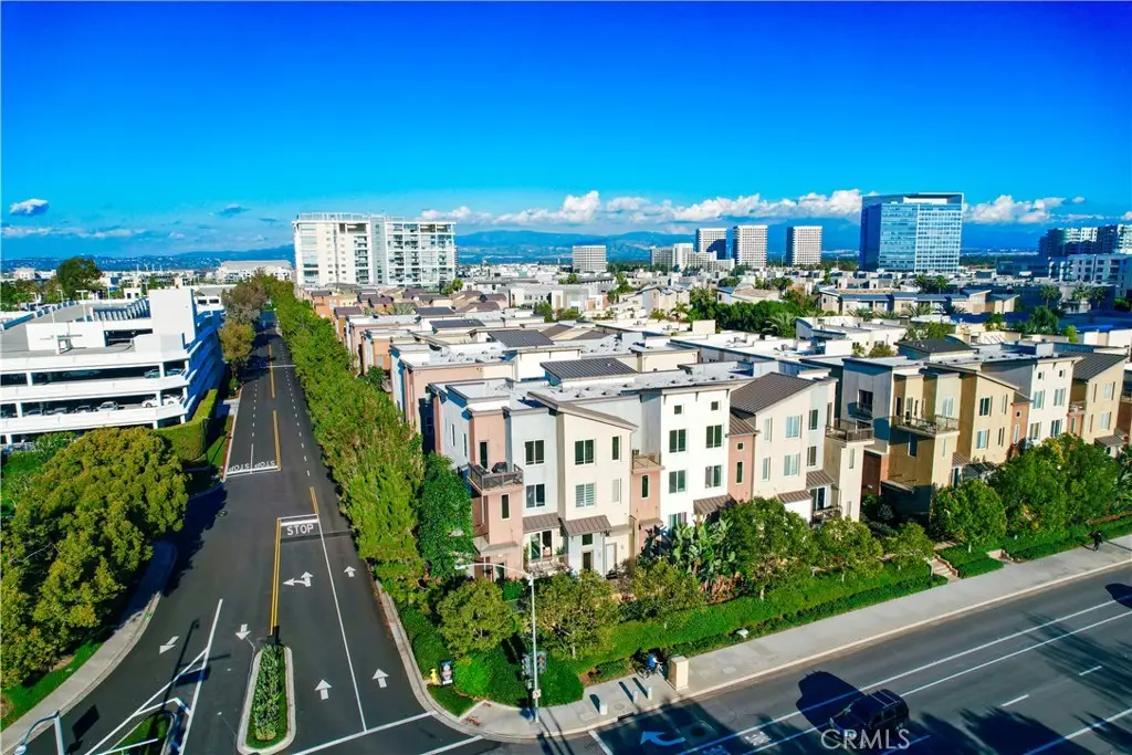 87 Waldorf, Irvine, CA 92612 - #1