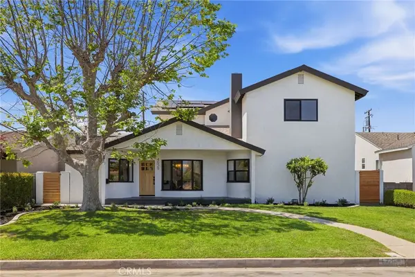 4529 Pepperwood Avenue, Long Beach, CA 90808