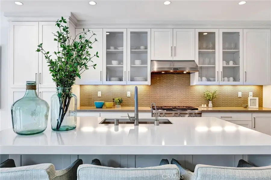 100 Della, Irvine, CA 92602 - #2