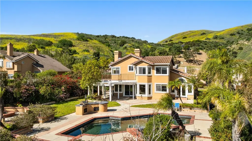 3285 Rim Rd, Yorba Linda, CA 92886 - #1