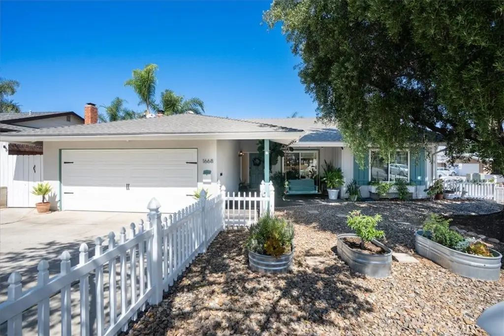 1668 Kenora, Escondido, CA 92027 - #1