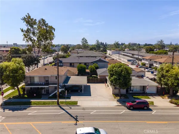 10861 Walnut Street, Los Alamitos, CA 90720