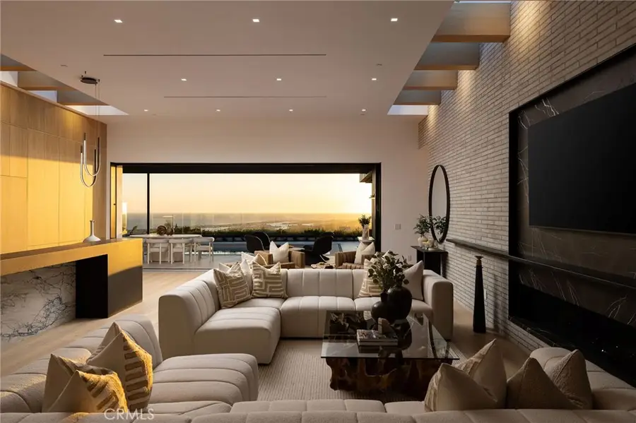 53 Cambria Drive, Corona Del Mar, CA 92625 - #2