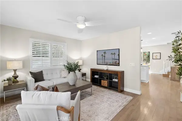 695 Center Street #B, Costa Mesa, CA 92627