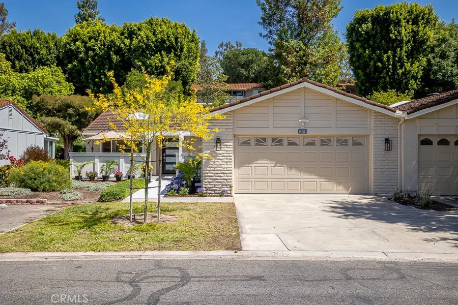3325 Via Carrizo - Unit A, Laguna Woods, CA 92637 - #3