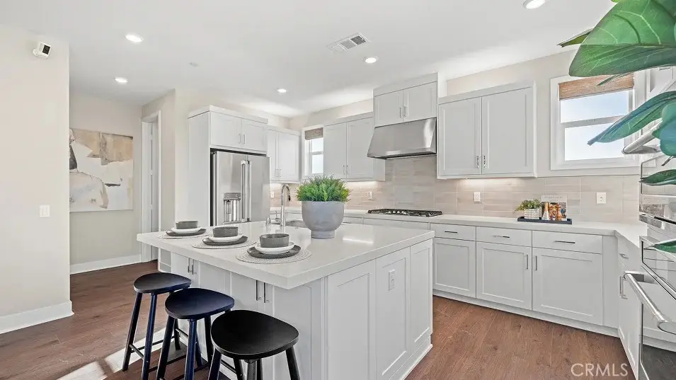 920 Chinon, Irvine, CA 92618 - #1