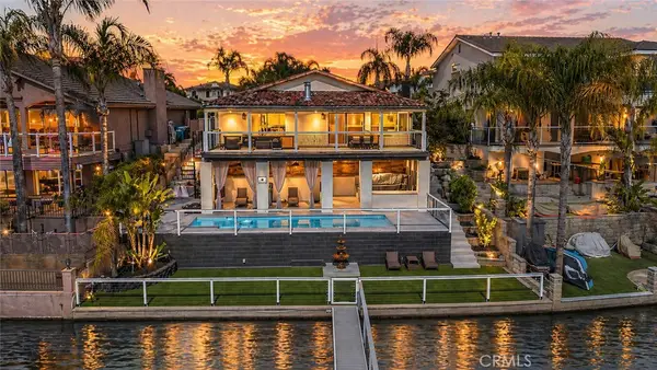 30184 Skippers Way, Canyon Lake, CA 92587
