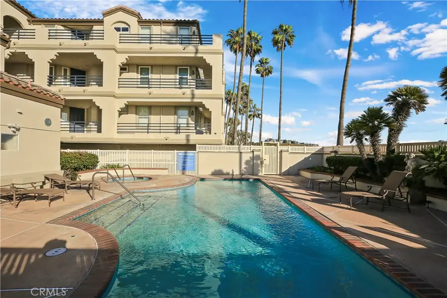 4165 Warner Avenue #202, Huntington Beach, CA 92649 - #2