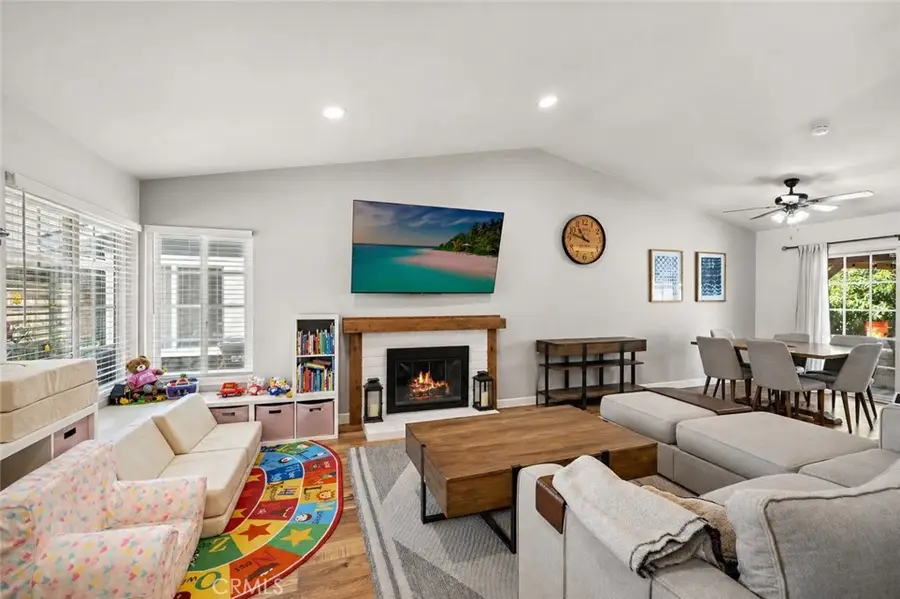 21155 Larchmont, Lake Forest, CA 92630 - #3