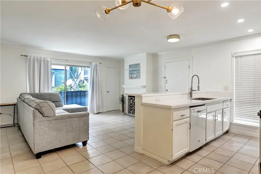 2815 S Fairview St, #g, Santa Ana, CA 92704 - #3