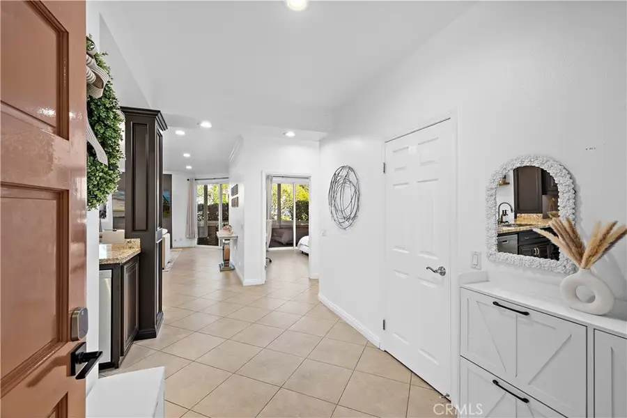 19442 Sunray Ln #103, Huntington Beach, CA 92648 - #2