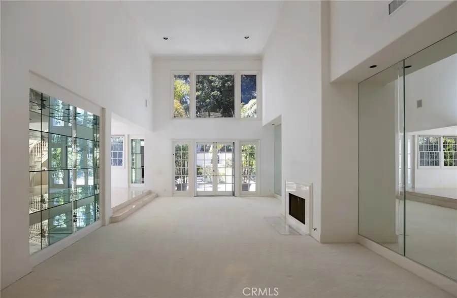 2 Chatham Court, Newport Beach, CA 92660 - #3