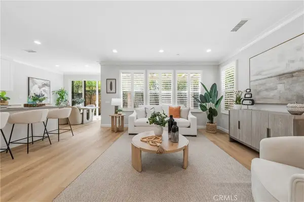192 Crescent Moon, Irvine, CA 92602