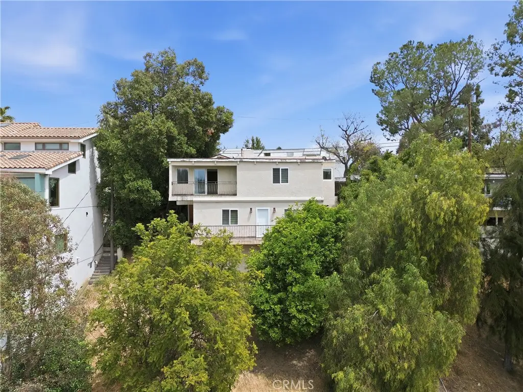 5211 Calatrana Drive, Woodland Hills, CA 91364 - #1