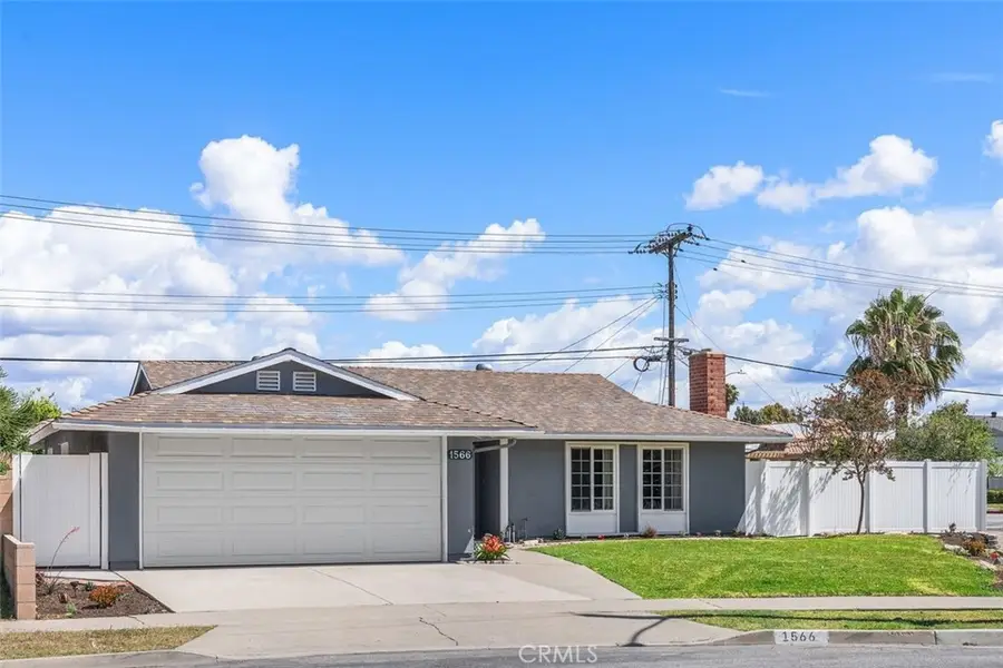 1566 Corsica Place, Costa Mesa, CA 92626 - #3