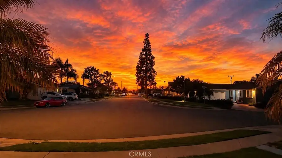 16842 Lucia Lane, Huntington Beach, CA 92647 - #2