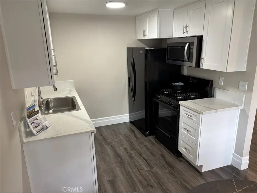 1000 Central #19, Riverside, CA 92507 - #2