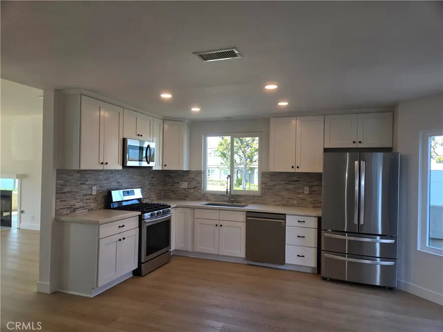 336 Fallingstar, Irvine, CA 92614 - #3