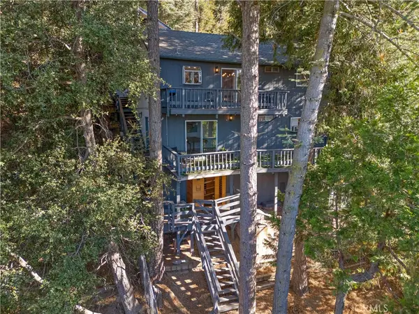 24556 Geneva Drive, Crestline, CA 92325