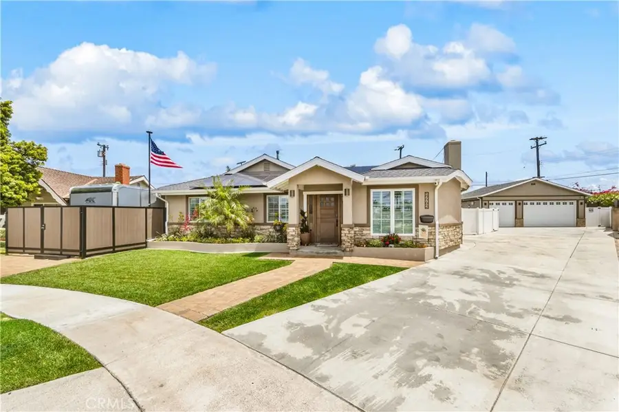 17792 Lewis Lane, Huntington Beach, CA 92647 - #2