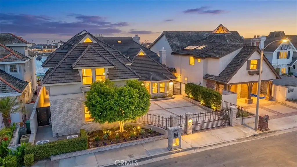 3342 Venture Drive, Huntington Beach, CA 92649 - #1