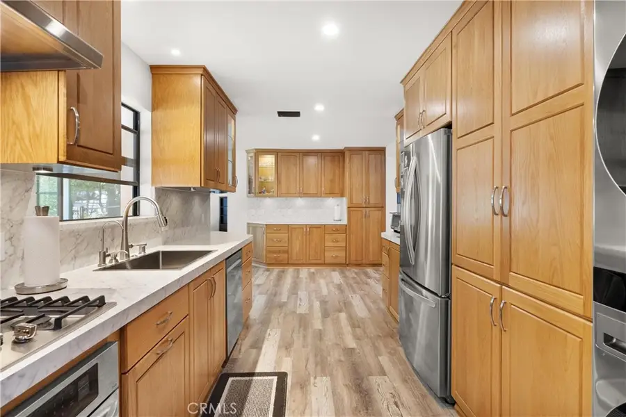 3654 4th Avenue, La Crescenta, CA 91214 - #2