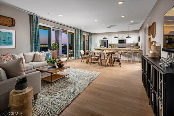 16175 Dawn #207, Tustin, CA 92782