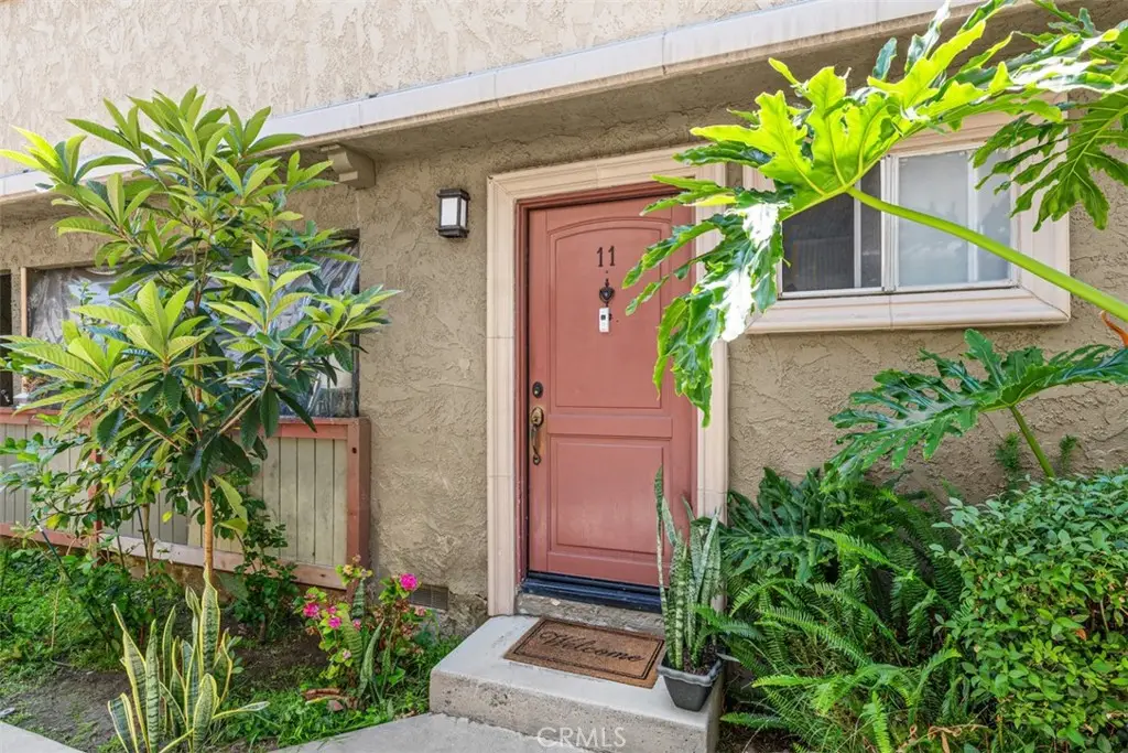 20146 Cohasset #11, Winnetka, CA 91306 - #1