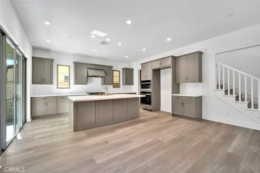 100 Whisper Rock, Irvine, CA 92602 - #3