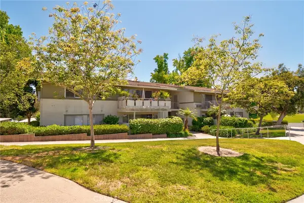 D Avenida Majorca #D, Laguna Woods, CA 92637
