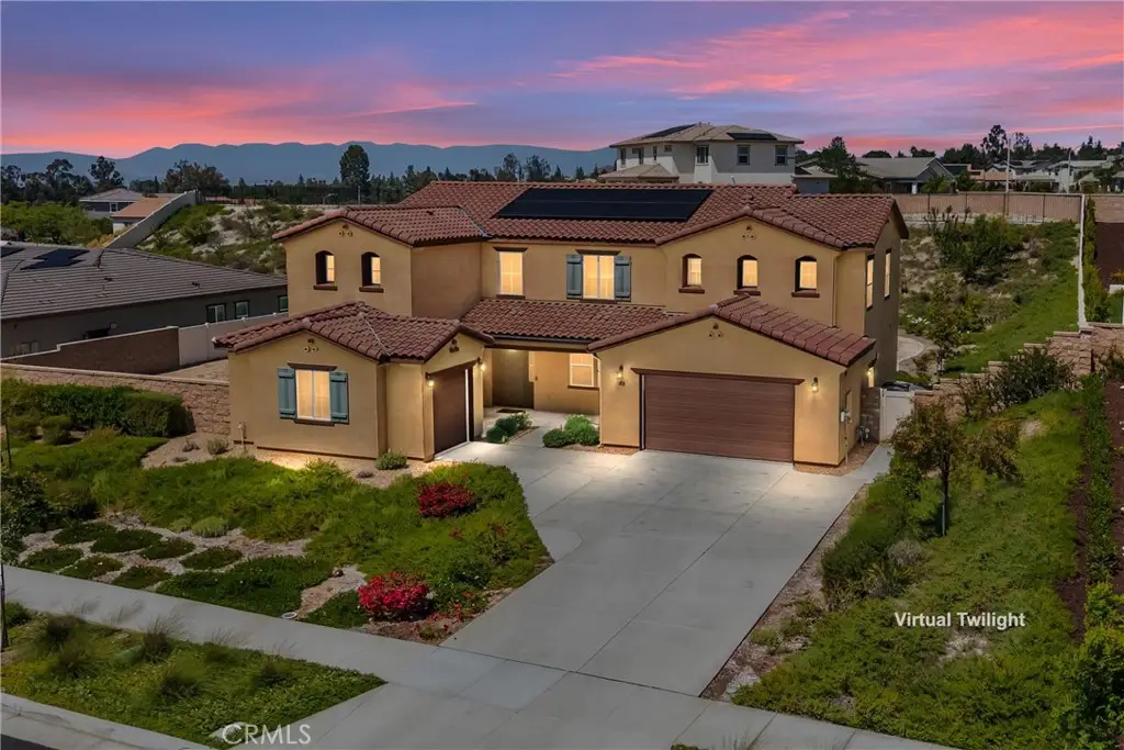 1173 Matterhorn, Riverside, CA 92506 - #1