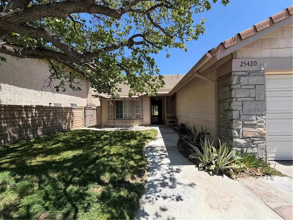 25420 Sheffield Ln, Saugus, CA 91350 - #1