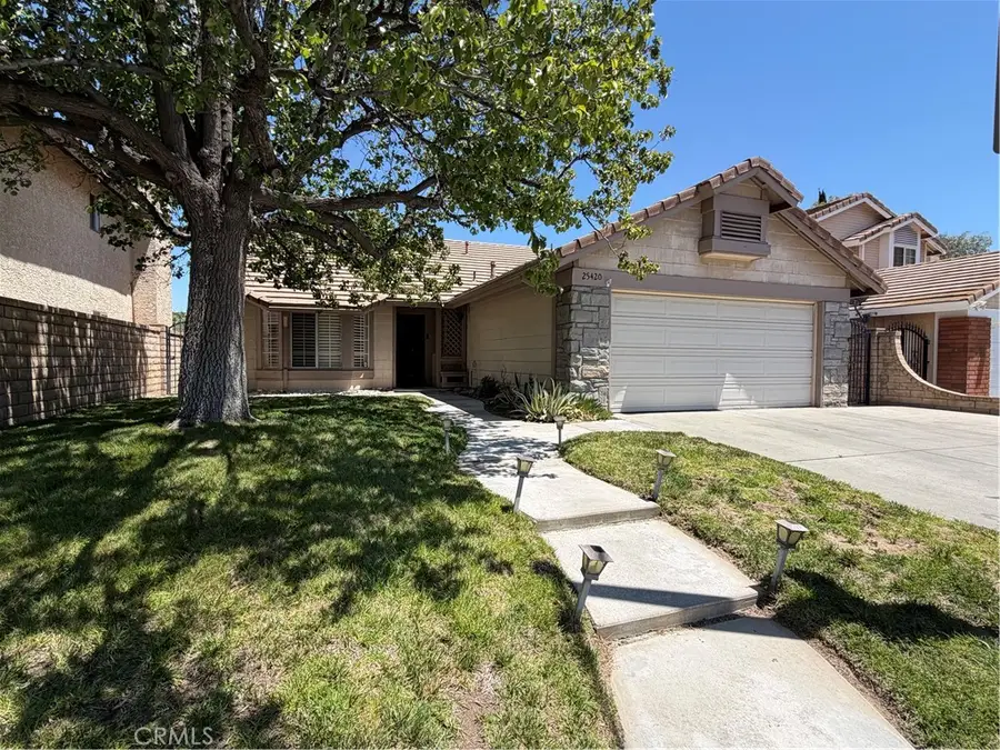 25420 Sheffield Ln, Saugus, CA 91350 - #2