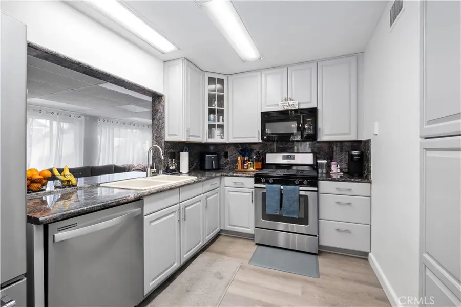 20852 Lancelot Lane, Huntington Beach, CA 92646 - #3