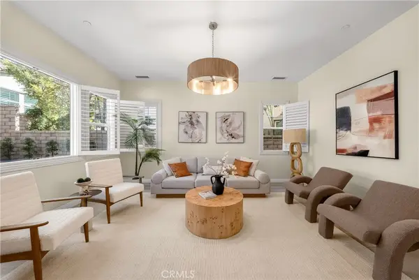 22 Lark, Lake Forest, CA 92630