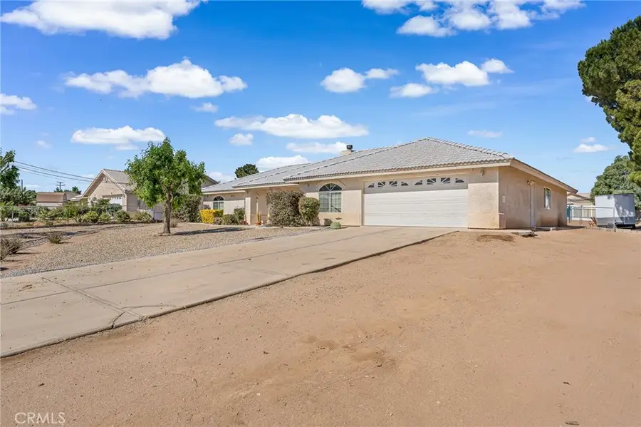 7592 Victor Ave, Hesperia, CA 92345 - #3