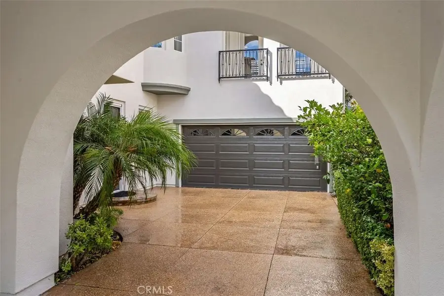 25 Carpenteria, Irvine, CA 92602 - #2