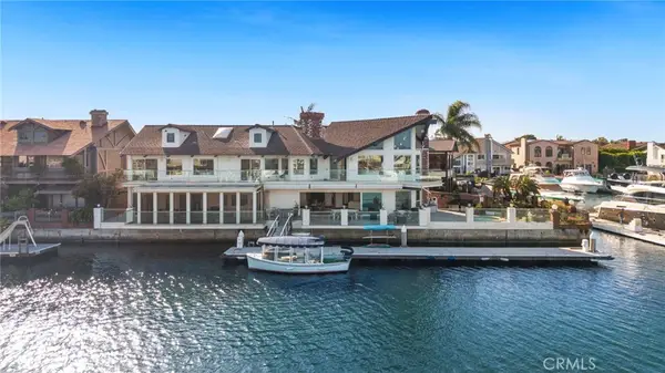 3701 Escapade, Huntington Beach, CA 92649