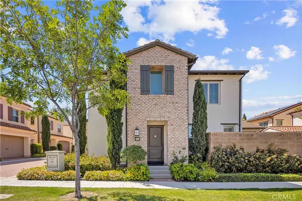 124 Gulfstream, Irvine, CA 92620