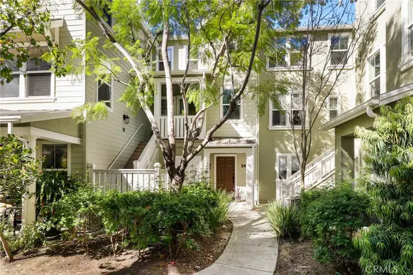 52 Valmont Way, Ladera Ranch, CA 92694