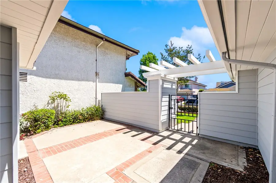 3462 Windsor Court, Costa Mesa, CA 92626 - #3