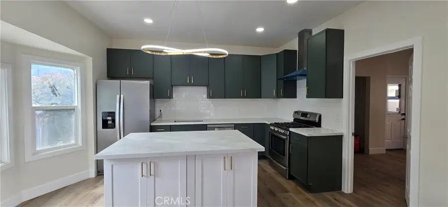 548 E 14th, Long Beach, CA 90813 - #2