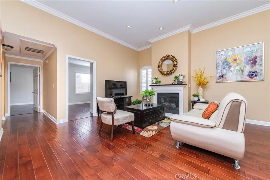 610 S Wilton Place #402, Los Angeles, CA 90005 - #3