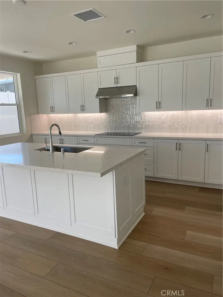 527 San Lorenzo Road, San Buenaventura Ventura, CA 93004 - #2
