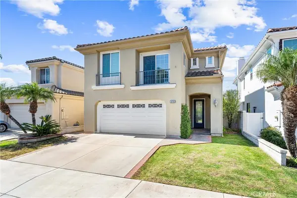 18765 Stratton Lane, Huntington Beach, CA 92648