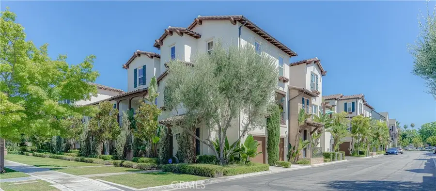 672 E Valencia #108, Anaheim, CA 92805 - #2