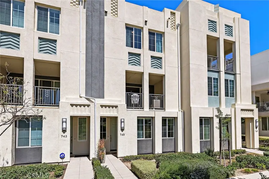 745 Beacon, Irvine, CA 92618 - #2