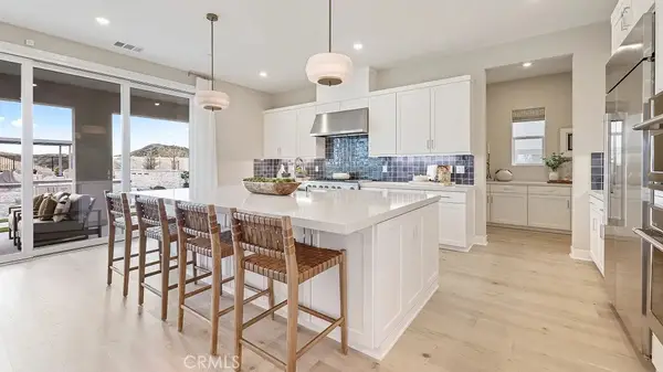 24328 Corte Cambur, Valencia, CA 91354