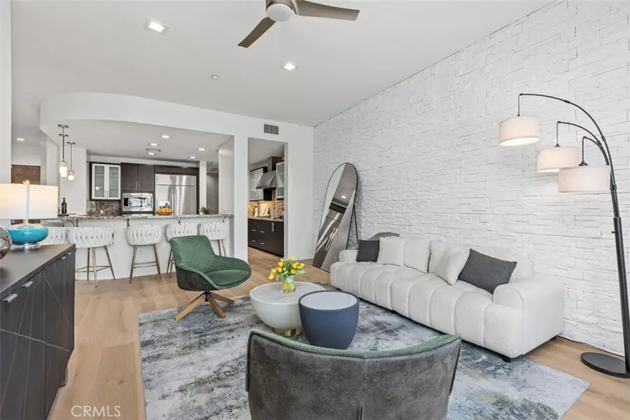 21 Gramercy #220, Irvine, CA 92612 - #3